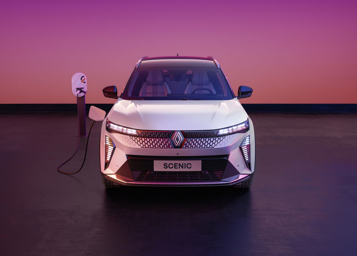 All new Renault Scenic E Tech electric Iconic Version 1